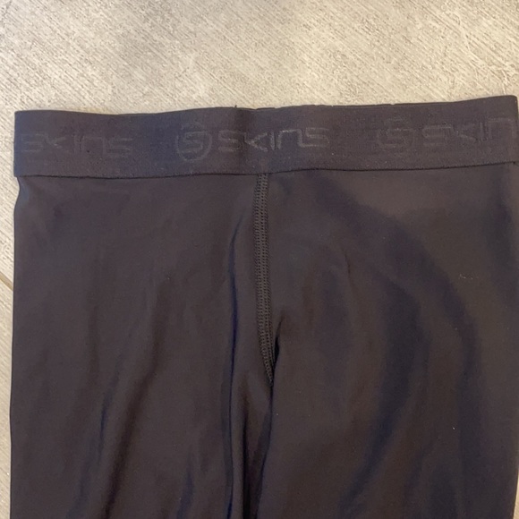 Skins RY400 Compression Recovery Tights Leggings - Picture 4 of 9
